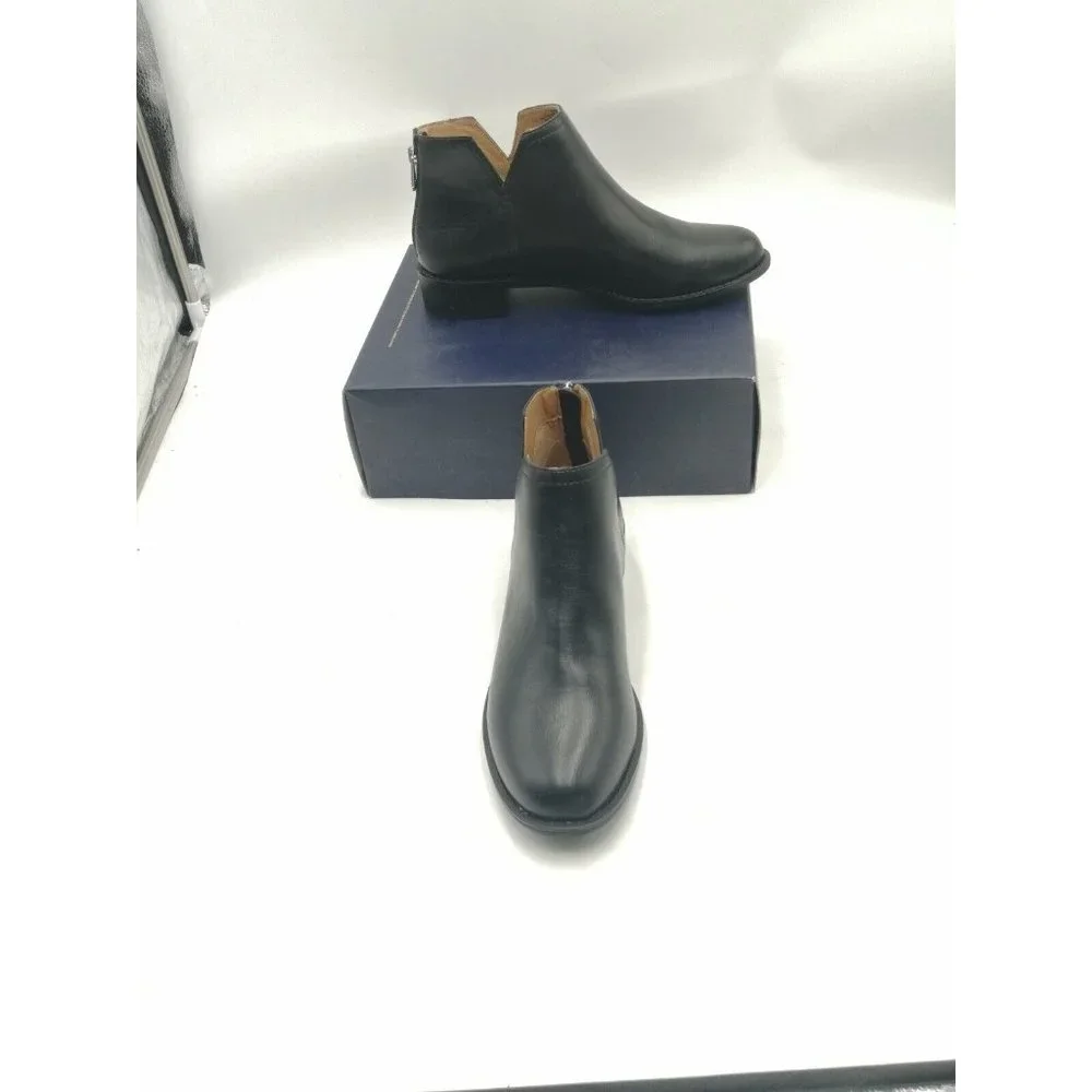 Adrienne Vittadini Black Ankle Boots - Picture 3 of 10